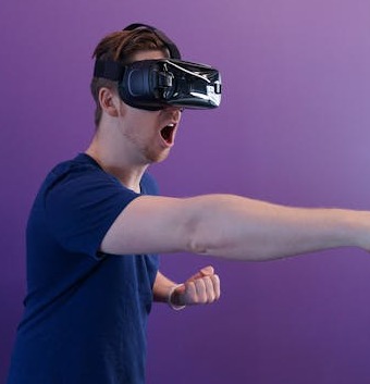 التكنولوجيا والتقنية